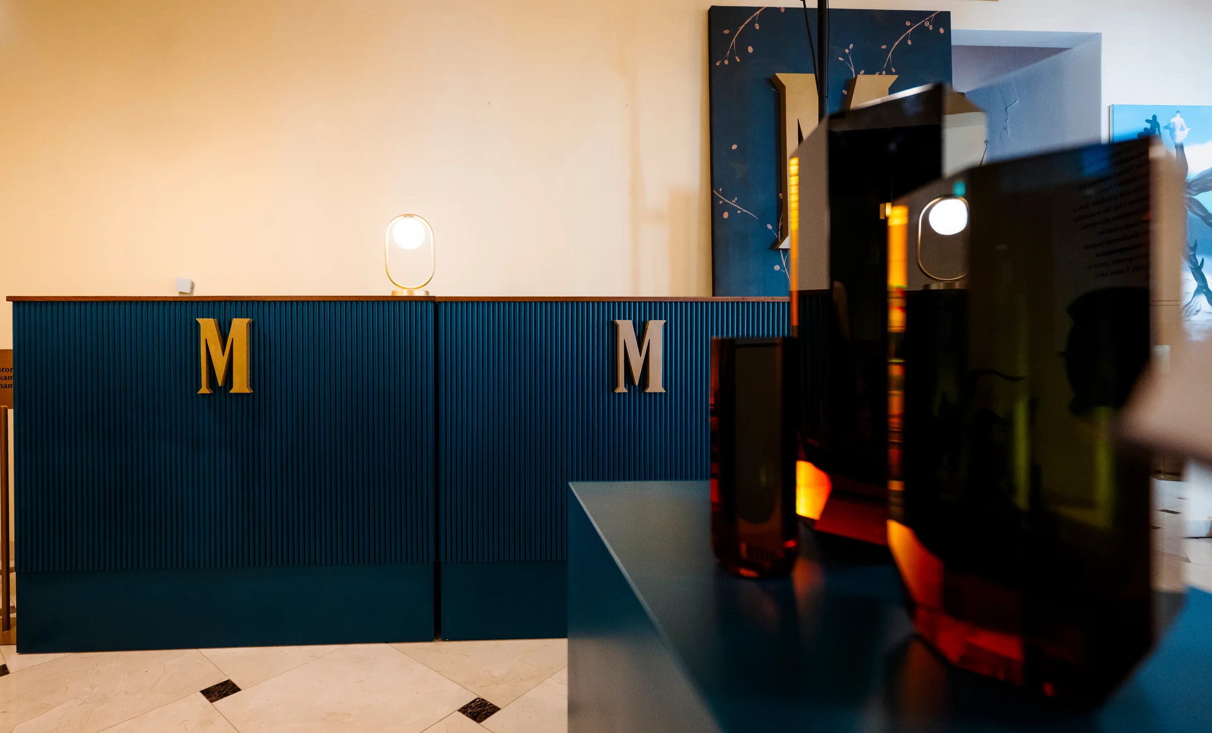 Instalace J&T Magnus Lounge — fotografie 1